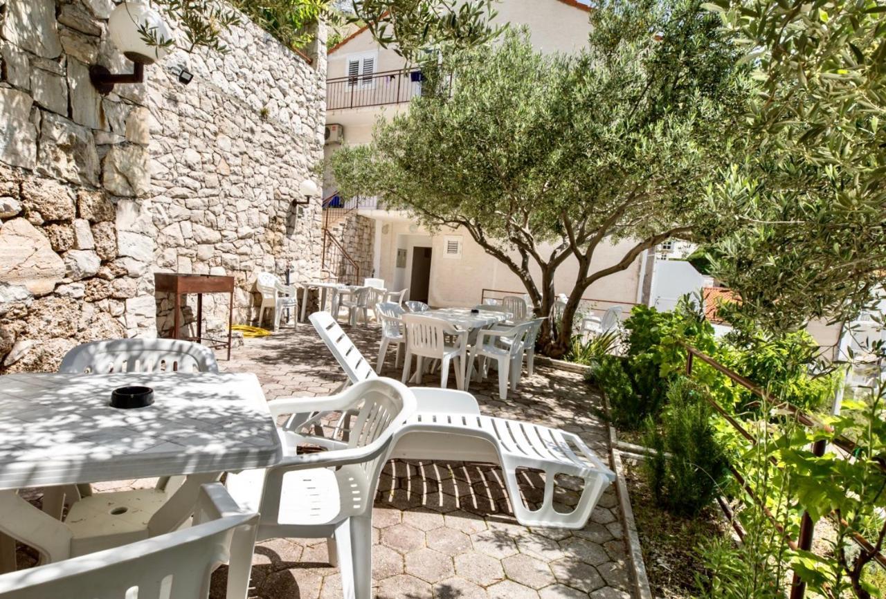Apartments And Rooms Spiro Mimice Exterior photo